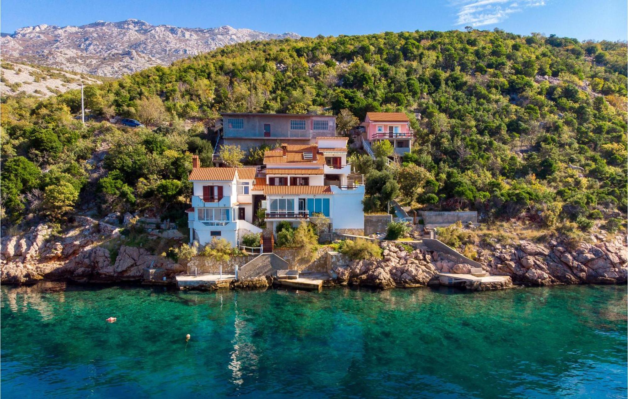 Lovely Apartment In Jablanac With House Sea View Exterior foto